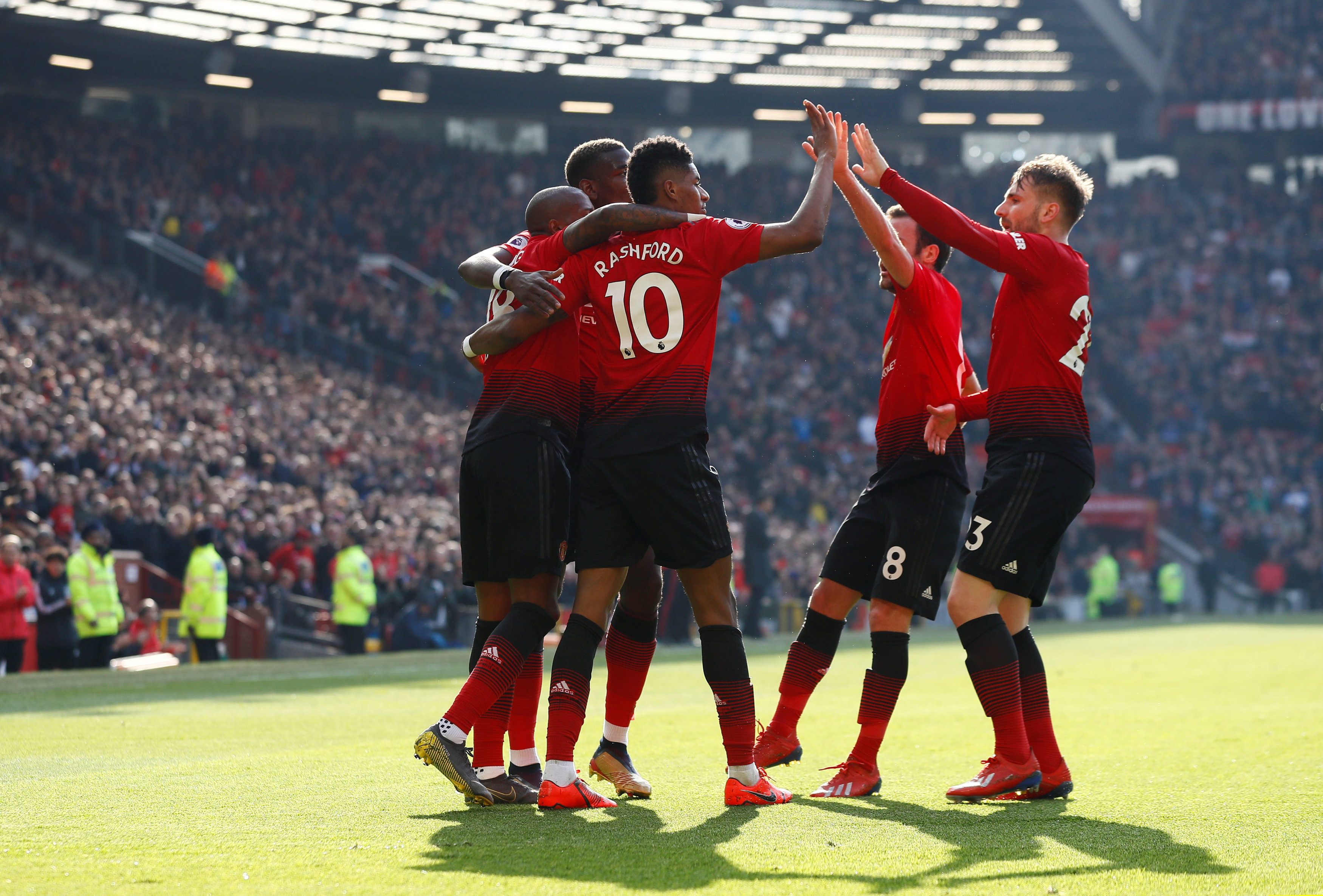 其进攻端的 其进攻端的